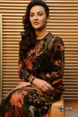 Seerat Kapoor Interview About Raju Gari Gadhi 2 Movie